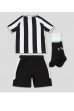 Newcastle United Babytruitje Thuis tenue Kind 2022-23 Korte Mouw (+ Korte broeken)